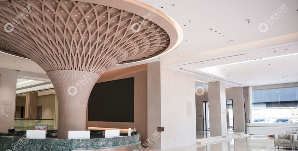 美云口腔导诊台