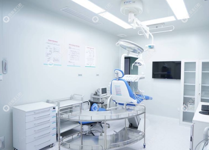 种牙手术室 种牙手术室