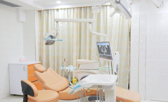 青浦牙科医院口碑排名前十：摩尔、维佳康、美乐是出名前三，汇金路、淀山湖大道等多地有院