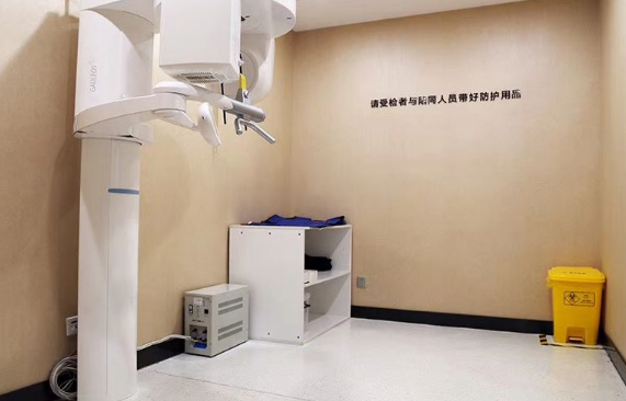 扬州贝恩口腔吸附性义齿多少钱？全口吸附性假牙8000~15000元左右