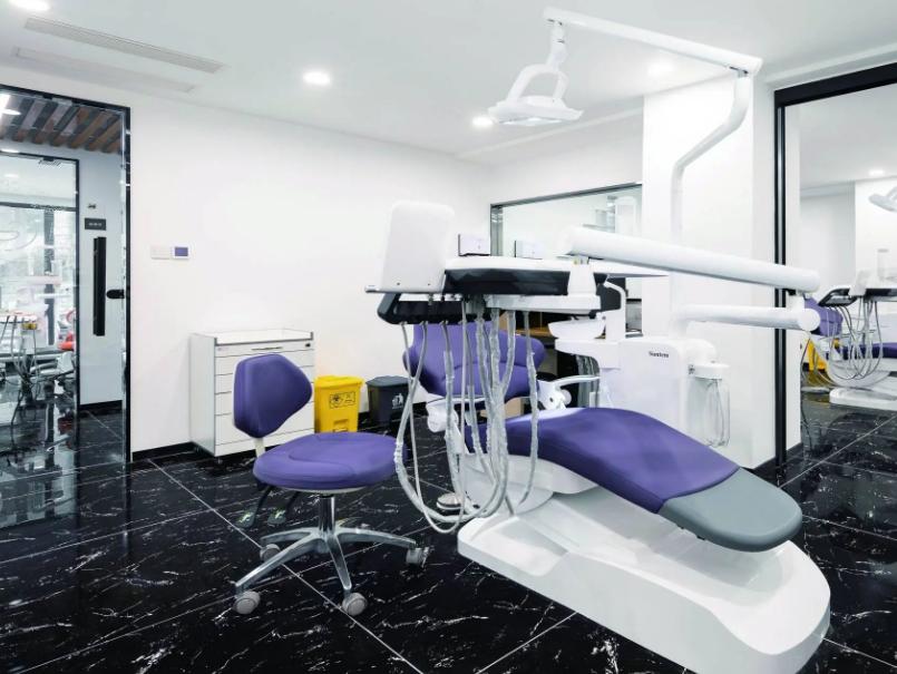 辽宁德易齿科诊室