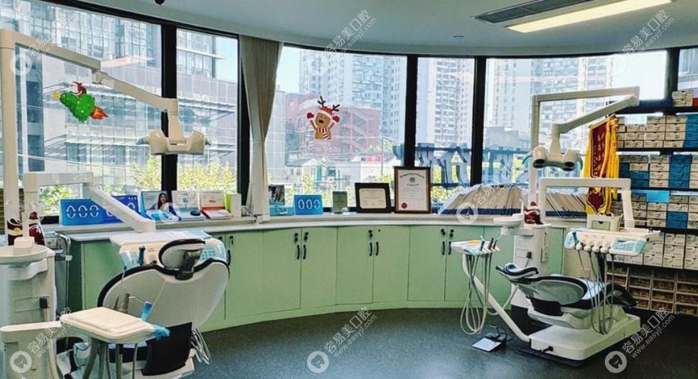 上海同口名雅口腔收费贵吗？98 元洗牙起，无隐形消费！