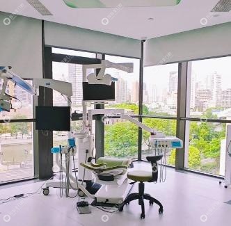 上海同口名盛口腔收费贵吗？透明无套路，新用户有！