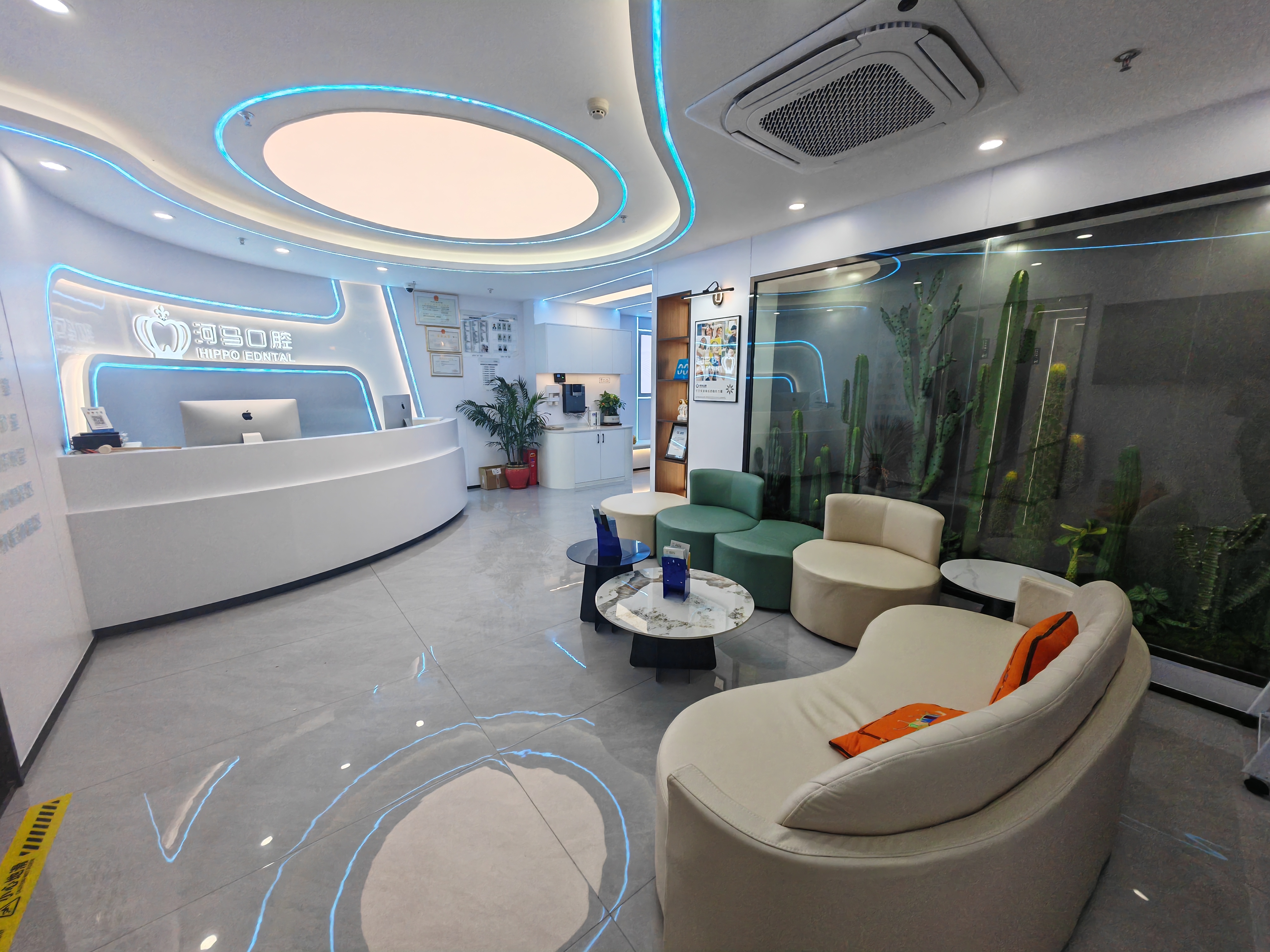 河马口腔属于什么档次？真实测评是中高端私立，永川店陈杨院长有登腾认证，种牙口碑好