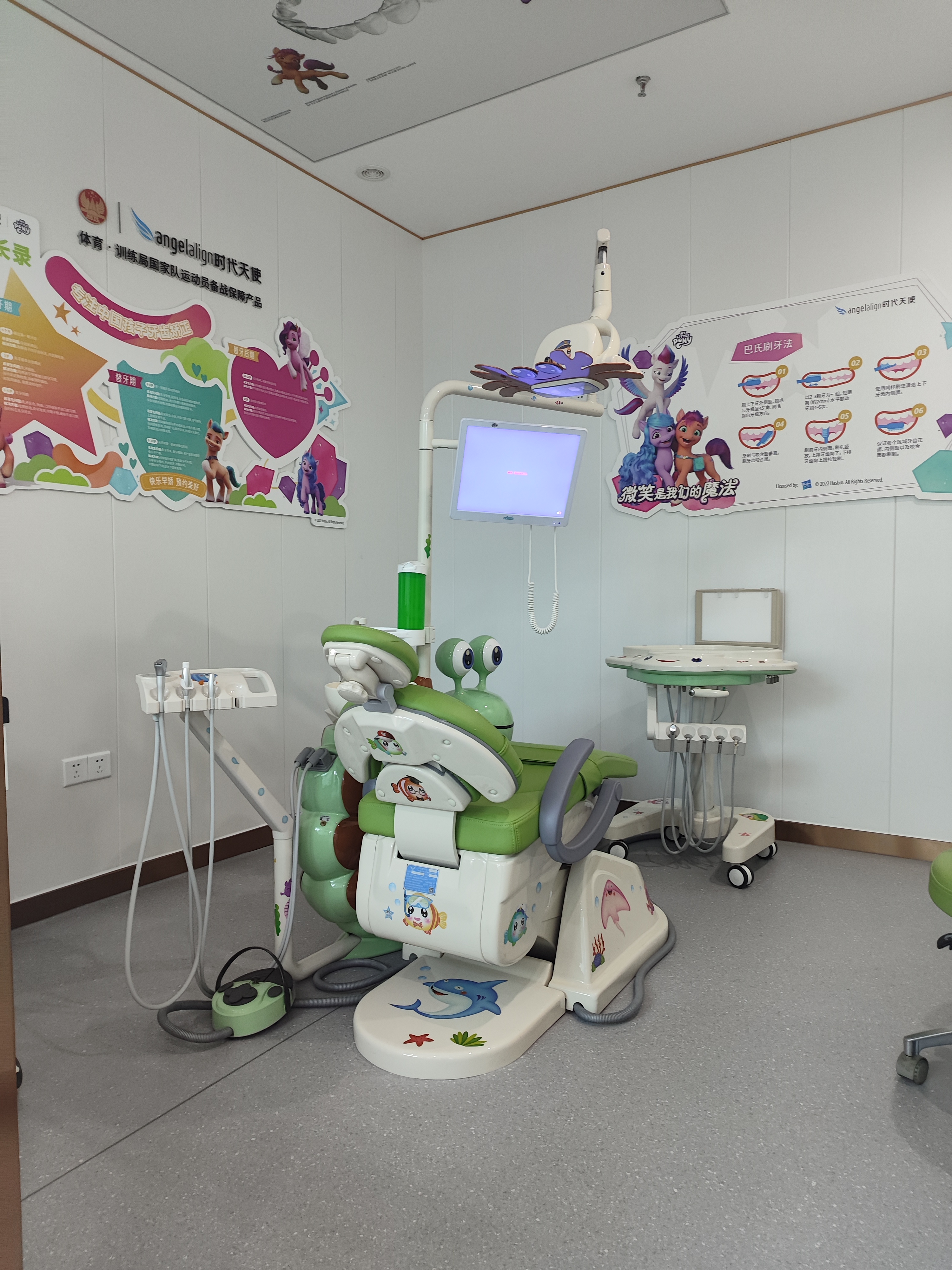 五、绵阳医博口腔种植牙医院地址对应的种牙真实体验?3位用户的实地经历