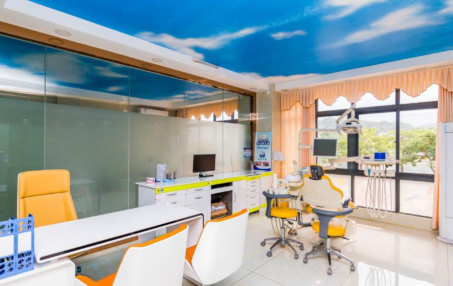 虎門西邊雨齒蘭口腔