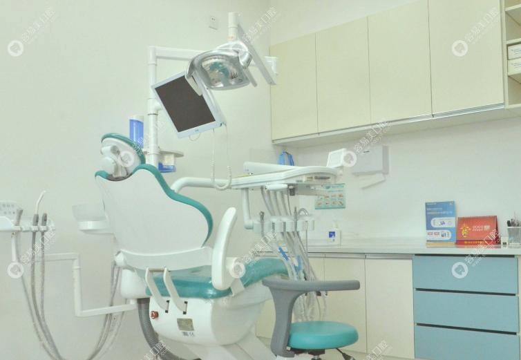 杭州康華口腔價(jià)格表？2025 年價(jià)，透明無套路！