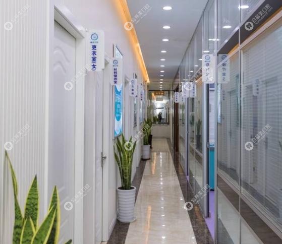 鑫齿口腔属于什么档次？中端亲民价 + 高端服务