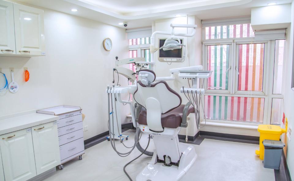 冠美口腔洋桥分院