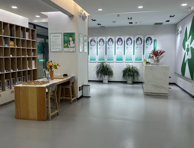 商洛牙管家口腔种植牙价格大揭秘，登腾比ITI种植体种牙起步价便宜6000起