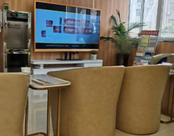 商洛小白兔口腔联系电话是多少？0914-8086000 看牙直接打超省心