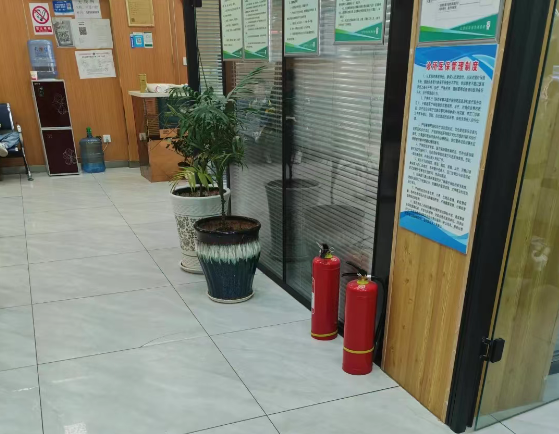 丹凤博爱口腔镶牙价格公布：不同镶牙方式及材料价格范围大揭秘！