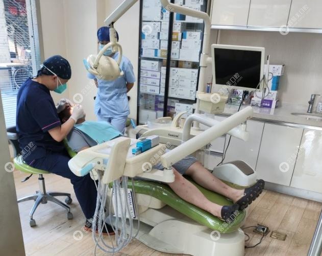 上海新洋口腔怎么样？12 年正规机构，设备医生
