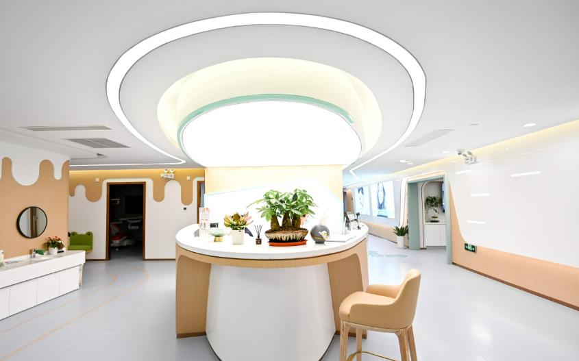 上海維樂(lè)口腔是小診所嗎？不是！24家連鎖門(mén)店覆蓋楊浦浦東等區(qū)超靠譜