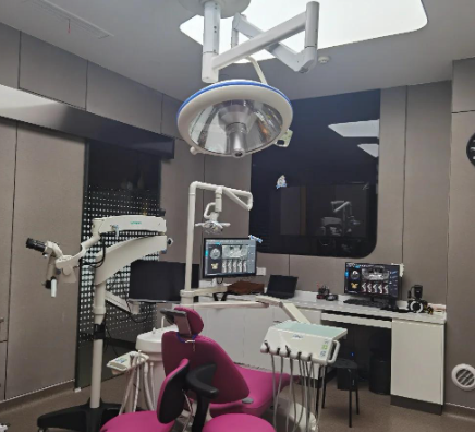 探尋鹽城鼎植口腔種植牙優(yōu)勢(shì)，口碑醫(yī)生+特色技術(shù)值得你信賴(lài)