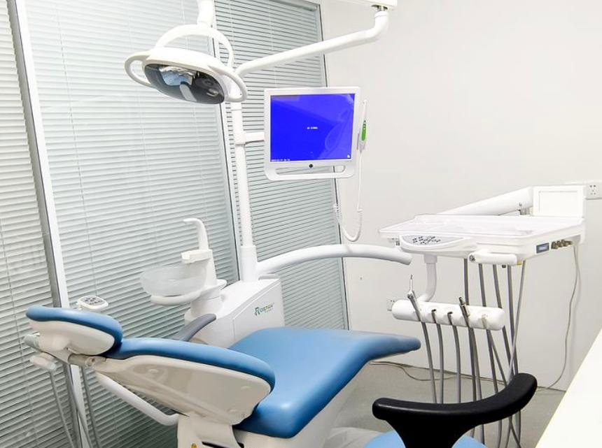 太原皓雅口腔塢城北街怎么樣？定性結(jié)論：服務(wù)比公辦好，技術(shù)不輸大?？疲蠓€(wěn)的閉眼沖這里