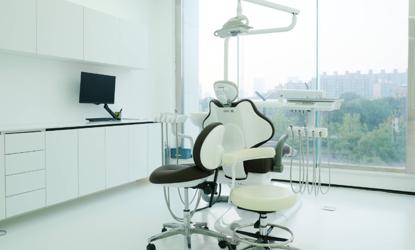 北京京大博愛口腔門診部?jī)r(jià)格體系：基礎(chǔ)項(xiàng)目收費(fèi)與性價(jià)比分析