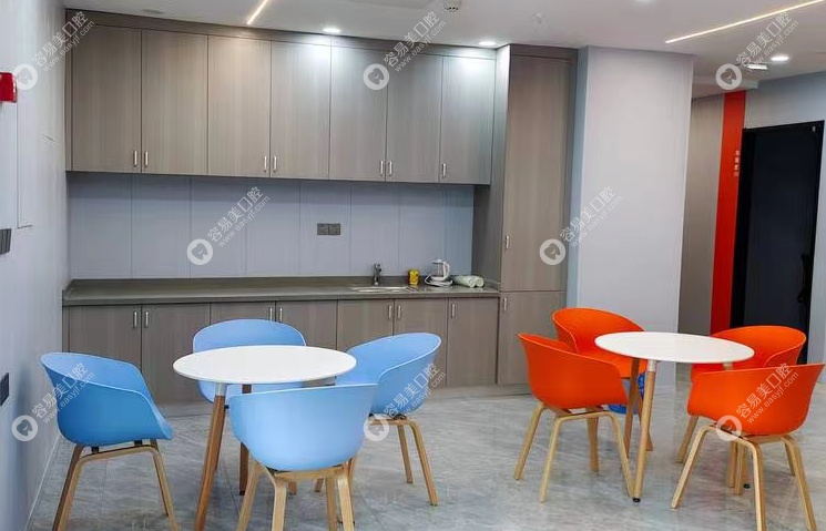 专业团队与技术设备