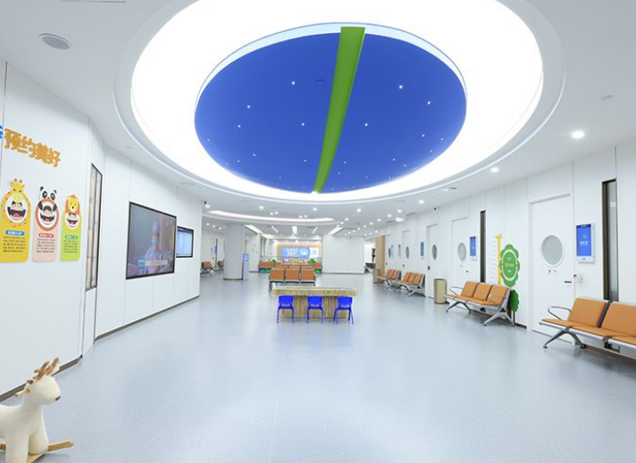 成都人南新桥口腔医院（成都总院）vs普通牙科