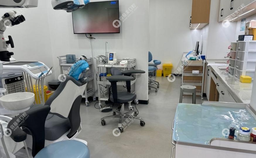 昆明宝齿口腔医生团队：持证坐诊，各有专长