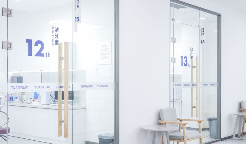 四、服务理念：哪家更贴心？www.easyjf.com