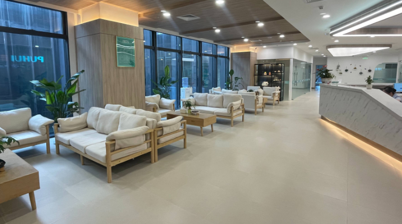 上海万维普惠口腔种植牙怎么样？韩国登腾1980元起还送5年质保！赵玉林医生亲诊，骨量不足也能种！