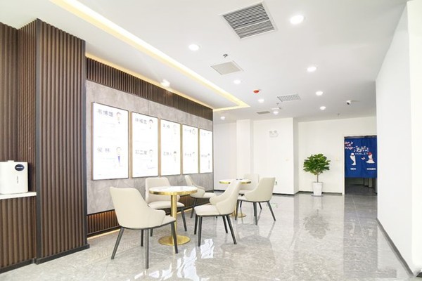  维尔口腔医院是私立还是公立的？是私立，附北京分院特色+辽阳分院种植牙真实测评