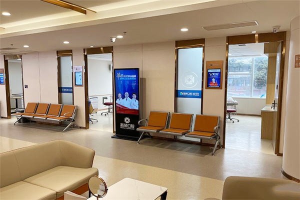 蜀汉路新桥口腔医院怎么样？2026年患者真实反馈：技术好服务优价格透明